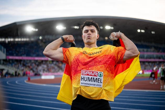 11.08.2026, GBR, Leichtathletik, Europameisterschaft 2026, Abendsession Tag 2, Birmingham Merlin Hummel ( Deutschland ) jubelt über Platz 2 und die Silber Medaille, Hammerwurf Herren, Finale Birmingham Alexander Stadium England Großbritannien Copyright: xNordphoto Memmlerx