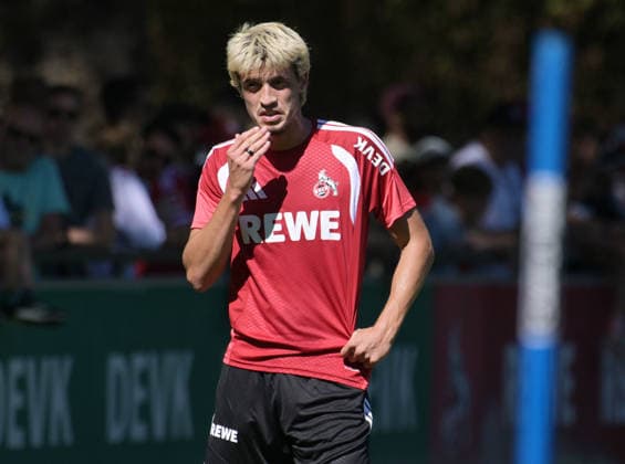 11.08.2026, xophax, Fussball 1.Bundesliga, 1.FC Koeln Training am Geissbockheim des 1.FC Köln. Platz 1. Gil Neves ( 1.FC Köln ) Köln