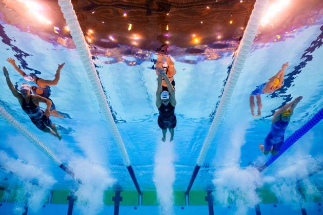 260812 Bea Hovda of Norway, Dana Golovaty of Israel and Elvira Mörtstrand of Sweden compete in women™s 200 meters freestyle swimming heats during day 13 of the 2026 European Aquatics Championships on August 12, 2026 in Saint-Denis. Photo: Joel Marklund BILDBYRAN kod JM JM0840 bbeng simning swimming svomming 2026 european aquatics championships em dam Sverige Norge Copyright: JOELxMARKLUND BB260812JM042