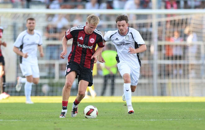 12.08.2026, Fussball Testspiel, FSV Frankfurt - Eintracht Frankfurt, v.l., Jonathan Burkardt (Eintracht Frankfurt), Amar Suljic (FSV Frankfurt) DFL DFB REGULATIONS PROHIBIT ANY USE OF PHOTOGRAPHS AS IMAGE SEQUENCES AND OR QUASI-VIDEO. xdcx Copyright: HMBxMedia Claus