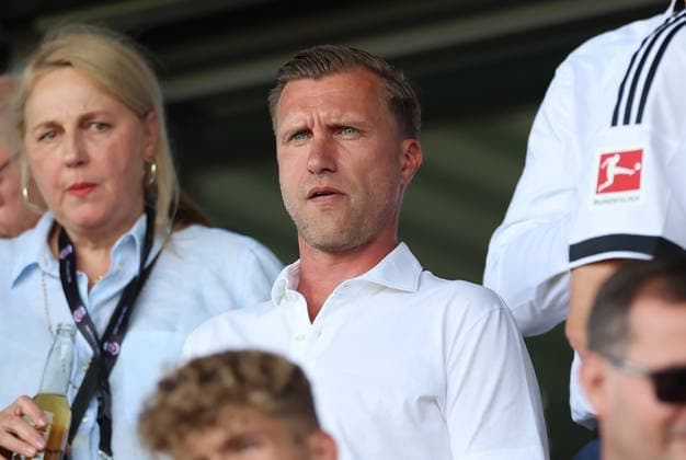 12.08.2026, Fussball Testspiel, FSV Frankfurt - Eintracht Frankfurt, v.l., Sportchef Markus Krösche (Eintracht Frankfurt) DFL DFB REGULATIONS PROHIBIT ANY USE OF PHOTOGRAPHS AS IMAGE SEQUENCES AND OR QUASI-VIDEO. xdcx Copyright: HMBxMedia Claus