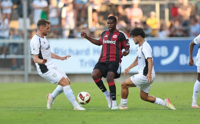12.08.2026, Fussball Testspiel, FSV Frankfurt - Eintracht Frankfurt, v.l., Niels Nkounkou (Eintracht Frankfurt) DFL DFB REGULATIONS PROHIBIT ANY USE OF PHOTOGRAPHS AS IMAGE SEQUENCES AND OR QUASI-VIDEO. xdcx Copyright: HMBxMedia Claus