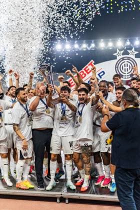 Superbet Supercup Greece, AEK Athen vs. OFI Kreta am 12.08.2026 im Pankritio Stadion in Heraklion Jubel über den Supercup Sieg Copyright: xBahhoxKarax