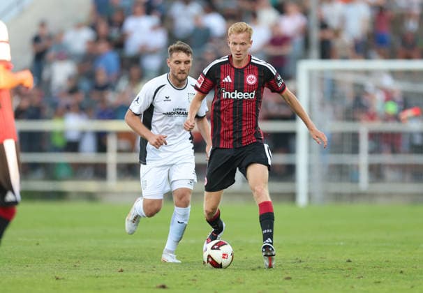 12.08.2026, Fussball Testspiel, FSV Frankfurt - Eintracht Frankfurt, v.l., Amar Suljic (FSV Frankfurt), Hugo Larsson (Eintracht Frankfurt) DFL DFB REGULATIONS PROHIBIT ANY USE OF PHOTOGRAPHS AS IMAGE SEQUENCES AND OR QUASI-VIDEO. xdcx Copyright: HMBxMedia Claus