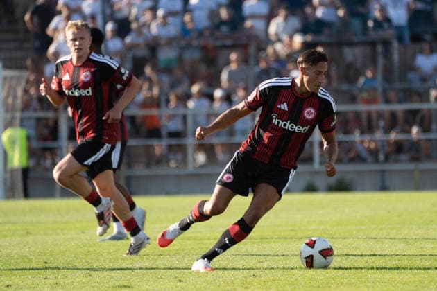 12.08.2026, xhfmx, Fussball Testspiel, FSV Frankfurt - Eintracht Frankfurt v.l.Jonathan Burkardt (Eintracht Frankfurt, 9). Younes Ebnoutalib (Eintracht Frankfurt, 11) (DFL DFB REGULATIONS PROHIBIT ANY USE OF PHOTOGRAPHS as IMAGE SEQUENCES and or QUASI-VIDEO) Frankfurt am Main