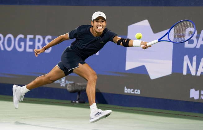 August 12, 2026, Montreal, Pq, Canada: Learner Tien of the United States hits a return to his compatriot Ben Shelton during semifinal tennis action at the National Bank Open in Montreal on Wednesday, Aug. 12, 2026. Canada News - August 12, 2026  - ZUMAc35_ 20260812_zaf_c35_094 Copyright: xChristinnexMuschix