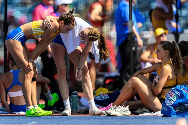 260813 Engla Nilsson of Sweden and Ellen Ekholm of Sweden looks dejected while competing in women™s high jump qualification during day 4 of the 2026 European Athletics Championships on August 13, 2026 in Birmingham. Photo: Mathias Bergeld BILDBYRAN kod MB MT1068 friidrott athletics friidrett friidrotts-em em friidretts-em 2026 european athletics championships 4 bbeng depp sweden sverige hoydehopp high jump hoyde höjdhopp dam damer women Copyright: MATHIASxBERGELD BB260813MB043