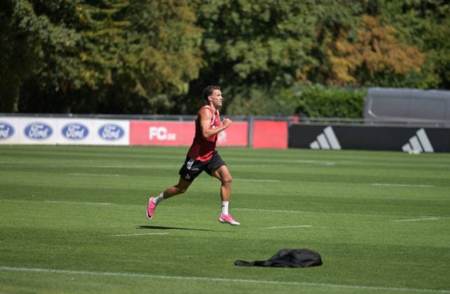 13.08.2026, xophax, Fussball 1.Bundesliga, 1.FC Koeln Training am Geissbockheim. Luca Waldschmidt ( 1. FC Köln ) mit extra Laufeinheit. Kitzbühel
