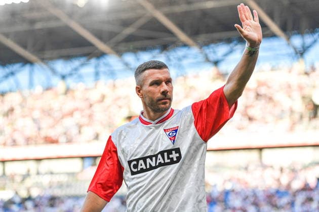 2026.08.13 Zabrze Pilka nozna Liga Europy UEFA Eliminacje 3 Rudna Kwalifikacji Ligi Europy Sezon 2026 2027 Gornik Zabrze - Ferencvaros N z Lukas Podolski Foto Marcin Bulanda PressFocus 2026.08.13 Zabrze Football UEFA European League Qualifying Third Round Season 2026 2027 Gornik Zabrze - Ferencvaros Lukas Podolski Credit: Marcin Bulanda PressFocus NEWSPIX.PL --- newspix.pl