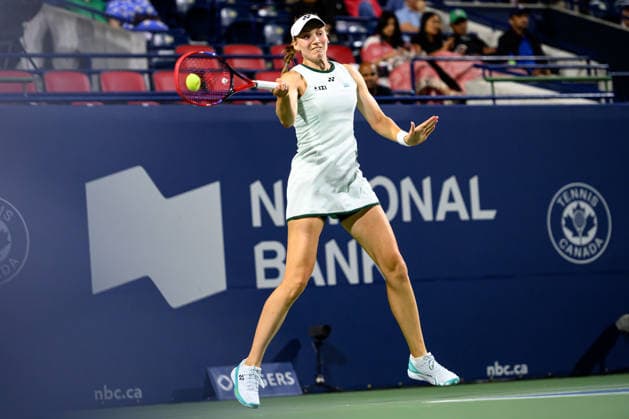 August 12, 2026, Toronto, Ontario, Canada: ELENA RYBAKINA of Kazakhstan returns the ball during her semifinal match against Coco Gauff of the United States at the National Bank Open, part of the Hologic WTA, Tennis Damen Tour at Sobeys Stadium. Rybakina defeated Gauff 5-7, 6-2, 6-2 to advance to the final. Toronto Canada - ZUMAr228 20260812_znp_r228_049 Copyright: xVasiliyxRyabykhx