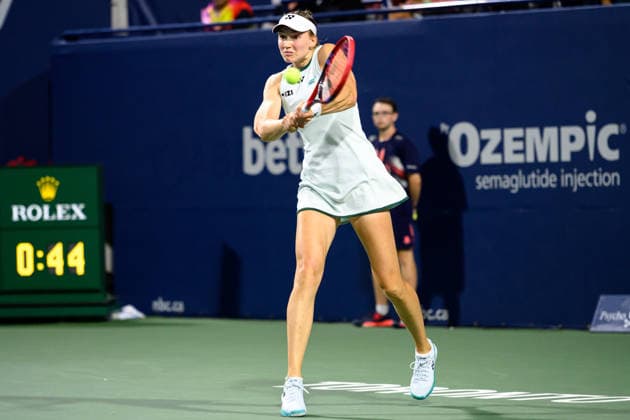 August 12, 2026, Toronto, Ontario, Canada: ELENA RYBAKINA of Kazakhstan returns the ball during her semifinal match against Coco Gauff of the United States at the National Bank Open, part of the Hologic WTA, Tennis Damen Tour at Sobeys Stadium. Rybakina defeated Gauff 5-7, 6-2, 6-2 to advance to the final. Toronto Canada - ZUMAr228 20260812_znp_r228_051 Copyright: xVasiliyxRyabykhx