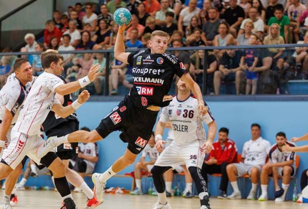 13.08.2026 - Handball - Saison 2026 2027 - Testspiel - Freundschaftsspiel : HC Erlangen HCE - SG BBM Bietigheim - DaMa - xdaxmax - Sander Andreassen Overjordet ( 8, HC Erlangen HCE )