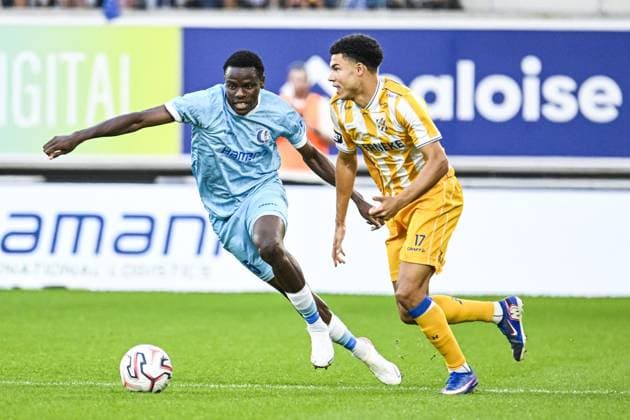 Gent s Hyllarion Goore and IFK Goteborg s Alexander Jallow pictured in action during a game between Belgian KAA Gent and Swedish IFK Goteborg , in Gent, Belgium, on Thursday 13 August 2026, a return leg game in the third qualifying round of the UEFA Conference League competition. Gent won 0-1 the first leg. TOM GOYVAERTS TomxGoyvaerts  x183314817x