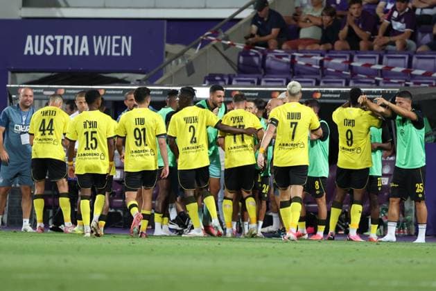 13.August.2026 - SOCCER - 2026 27 UEFA Conference League, Third Qualifying Round, 2nd Leg, FK Austria Wien vs Beitar Jerusalem Omer Atzili (Beitar Jerusalem) celebrates his team s first goal Vienna Franz-Horr-Stadion (Generali-Arena) Vienna Austria Copyright: xYigitxOermex xPsxImagesxYigitxOermex xPsxImagesx