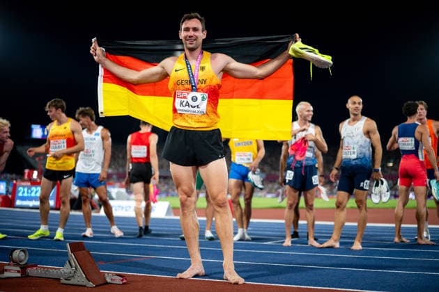 13.08.2026, GBR, Leichtathletik, Europameisterschaft 2026, Abendsession Tag 4, Birmingham Niklas Kaul ( Deutschland ) jubelt über Platz 2 und Silber Medaille, Zehnkampf Herren Birmingham Alexander Stadium England Großbritannien Copyright: xNordphoto Memmlerx