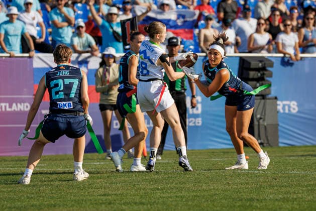Germany (GER) vs. Slovenia (SLO), Day 2 Women at IFAF Flag Football Championships Düsseldorf 2026, 14.08.2026 Duesseldorf, Germany - Aug. 14, 2026: Dora Jasmin Jung (GER 27), Tia GovejÅ¡ek (SLO 28) and Saskia Macharia (GER 9) during the match between Germany (GER) vs. Slovenia (SLO) on the second day of the Women IFAF Flag Football World Championships at the Bezirkssportanlage Duesseldorf Garath Copyright: xBEAUTIFULxSPORTS B.Hoffmannx