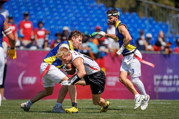 Germany (GER) vs. Brazil (BRA), Day 2 Men at IFAF Flag Football Championships Düsseldorf 2026, 14.08.2026 Duesseldorf, Germany - Aug. 14, 2026: Ben Fröhlich (GER 10) and Rhuan Pablo Carvalho de Oliveira Lima (BRA 9) during the match between Germany (GER) vs. Brazil (BRA) on the second day of the Men IFAF Flag Football World Championships at the Bezirkssportanlage Duesseldorf Garath Copyright: xBEAUTIFULxSPORTS B.Hoffmannx
