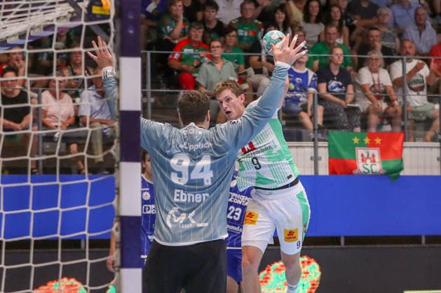 14.08.2026, xgox, Handball - Wartburg Cup TBV Lemgo-Lippe - SC Magdeburg emspor, v.l. Oskar Vind Rasmussen (Magdeburg, 9) wirft Tor, Torschuetze, erzielt Tor, Treffer, scores the goal Eisenach