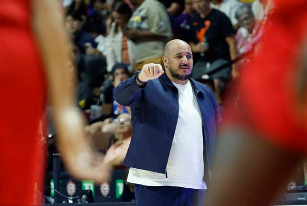 UNCASVILLE, CT - AUGUST 13: Rachid Meziane of the Connecticut Sun reacts during the WNBA, Basketball Damen, USA game between Atlanta Dream and Connecticut Sun on August 13, 2026, at Mohegan Sun Arena in Uncasville, CT. (Photo by M. Anthony Nesmith Icon Sportswire) WNBA: AUG 13 Atlanta Dream at Connecticut Sun EDITORIAL USE ONLY Icon26081348