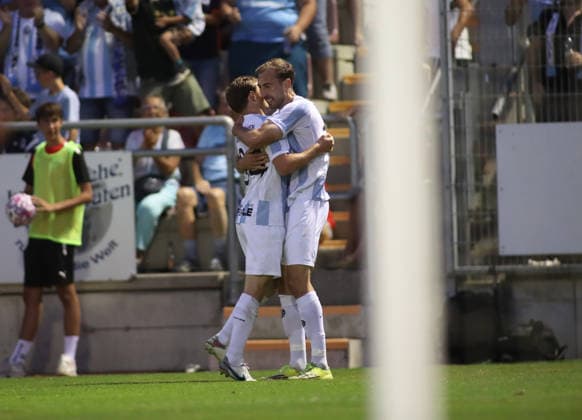 Fussball, Herren, Regionalliga Bayern, Saison 2026 2027, FC Memmingen - TSV 1860 München , e-con Arena Park im Memminger Stadion 0:3 durch Michael Eberwein (TSV 1860 München) Tor, Jubel