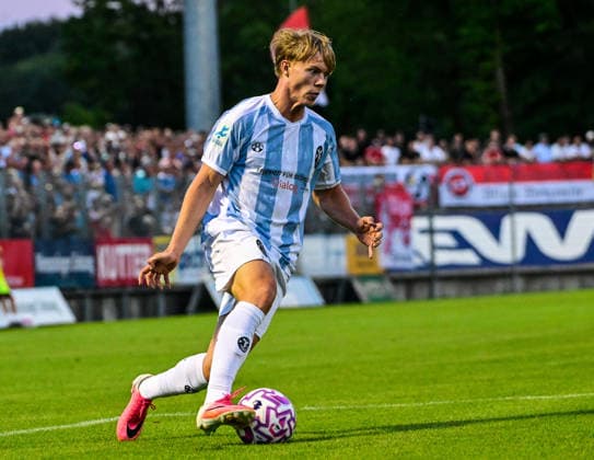 14.08.2026, GER, Fußball, Herren, RL Bayern, FC Memmingen vs TSV 1860 München Fabio Wagner (München, 9) Memmingen e-con ArenaPark Bayern Deutschland Copyright: xNordphotox xHafnerx