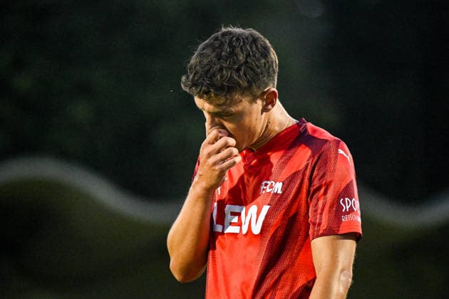 14.08.2026, GER, Fußball, Herren, RL Bayern, FC Memmingen vs TSV 1860 München David Remiger (Memmingen, 14), Enttäuschung nach Spielende Memmingen e-con ArenaPark Bayern Deutschland Copyright: xNordphotox xHafnerx