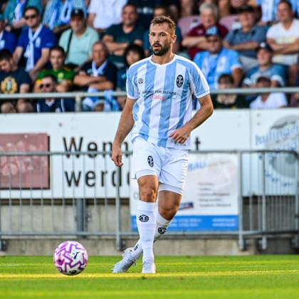 14.08.2026, GER, Fußball, Herren, RL Bayern, FC Memmingen vs TSV 1860 München Felix Weber (München, 4) Memmingen e-con ArenaPark Bayern Deutschland Copyright: xNordphotox xHafnerx