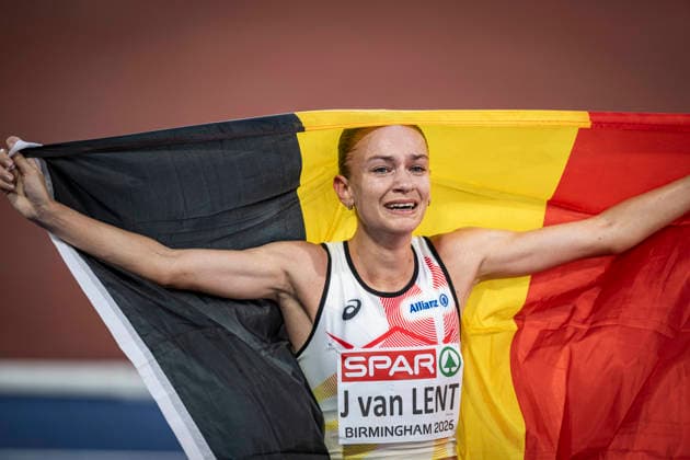 RECORD DATE NOT STATED 14th August 2026; Alexander Stadium, Birmingham, Midlands, England; 2026 European Athletics Championships, Day Five; Jana Van Lent (BEL) celebrates winning silver in the womens 10000m GodfreyxPitt