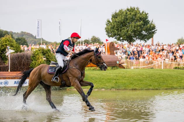 260815 Daniel Dunst of Austria with horse Chevalier compete in the Eventing Cross-Country during day 5 of the 2026 FEI World Championships on August 15, 2026 in Aachen. Photo: Emma Wallskog BILDBYRAN kod EW EW0685 ridsport equestrian rid-vm 2026 2026 fei world championships bbeng ridsport-vm fälttävlan eventing terrängritt terräng Copyright: EMMAxWALLSKOG BB260815EW001