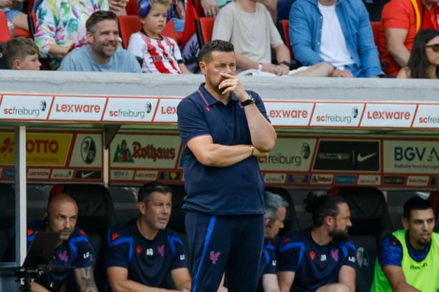 Pierre Sage (Crystal Palace, Trainer) , Deutschland, Fussball, Testspiel, 2026 2027, SC Freiburg vs. Crystal Palace, 15.08.2026, Freiburg im Breisgau Europa-Park Stadion Deutschland Copyright: xGrantxHubbsx