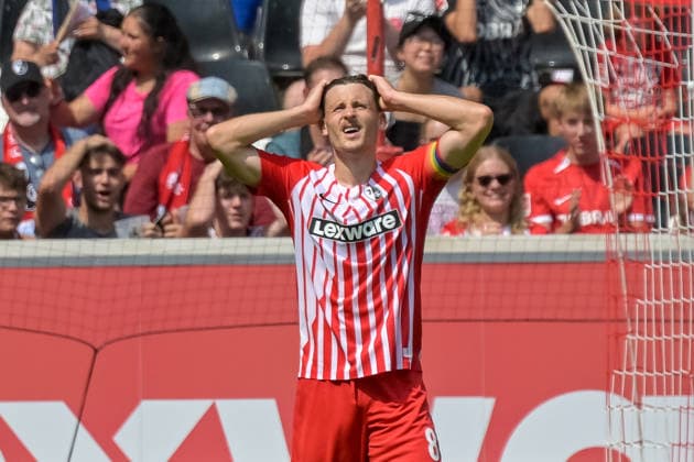 Maximilian Eggestein (SC Freiburg, 08) mit Emotion nach einer vergebenen Chance GER, SC Freiburg vs Crystal Palace FC, Fussball, Testspiel, , Saison 2026 2027, 15.08.2026 GER, SC Freiburg vs Crystal Palace FC, Fussball, Testspiel, , Saison 2026 2027, 15.08.2026 Freiburg Copyright: xEibner-Pressefotox EP_THS