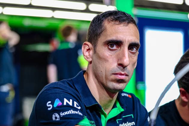 Sebastien Buemi (Envision Racing, 16) bei der Autogrammstunde, ABB FIA Formula E World Championship, WM, Weltmeisterschaft London e-Prix 2026, Vereinigtes Koenigreich, Saison 12 2025 26, Runde 16, 15.07.2026, ABB FIA Formula E World Championship, London e-Prix 2026, Vereinigtes Koenigreich, Saison 12 2025 26, Runde 16, 15.07.2026 London Copyright: xEibner-Pressefoto LauraxRoemerx EP_LRR
