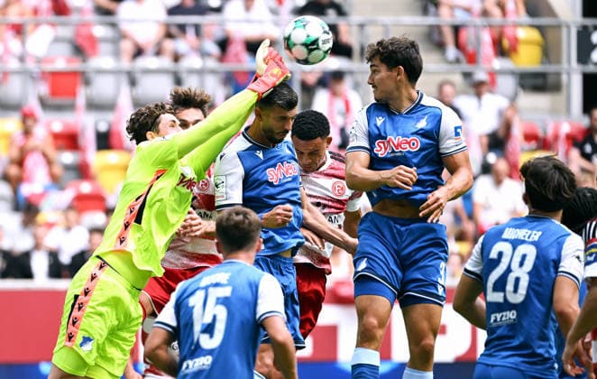 Düsseldorf, Germany, 3. Liga, Matchday 2, Merkur-Spiel-Arena Düsseldorf, Fortuna Düsseldorf vs TSG Hoffenheim II; Lukas Petersson (HOF), Klaus Gjasula (HOF), Sean Dulic (HOF). Action