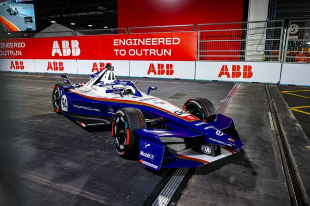 Pascal Wehrlein (Porsche Formula E Team, 94) während waehrend des Rennens, ABB FIA Formula E World Championship, WM, Weltmeisterschaft London e-Prix 2026, Vereinigtes Koenigreich, Saison 12 2025 26, Runde 16, 15.07.2026, ABB FIA Formula E World Championship, London e-Prix 2026, Vereinigtes Koenigreich, Saison 12 2025 26, Runde 16, 15.07.2026 London Copyright: xEibner-Pressefoto LauraxRoemerx EP_LRR