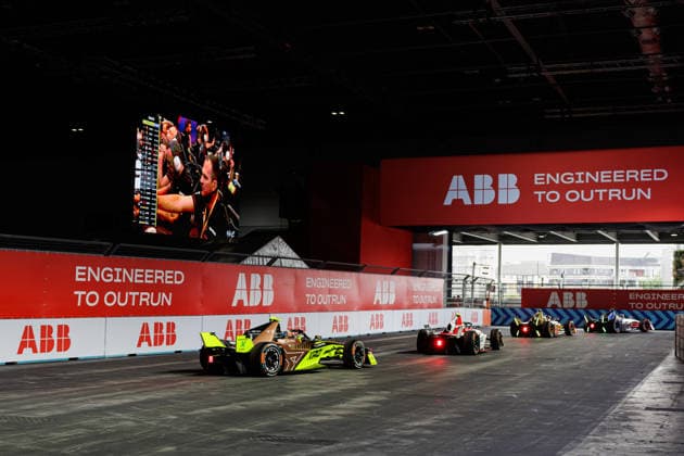2026 FORMULA E LONDON ePRIX 03 MARTI Pepe (spa), Cupra Kiro, Porsche 99X Electric WCG3, action during the London ePrix, 16th and 17th round of the 2025-26 ABB FIA Formula E World Championship, WM, Weltmeisterschaft on the ExCel London Circuit from August 14 to 16, 2026 in London, United Kingdom - LondonUnited Kingdom  Copyright: xCLEMENTxLUCKx