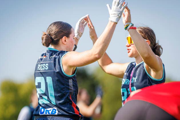 Placement Game for 1st - 8th Place Bracket Austria (AUT) vs. Germany (GER), Day 4 Women at IFAF Flag Football Championships Düsseldorf 2026, 16.08.2026 Duesseldorf, Germany - Aug. 16, 2026: Ellen Marie Riess (GER 21) and Lina Kristin Adrian (GER 33) during the Placement Game for 1st - 8th Place Bracket Match between Austria (AUT) vs. Germany (GER) on fourth day of the Women IFAF Flag Football World Championships at the Bezirkssportanlage Duesseldorf Garath Copyright: xBEAUTIFULxSPORTS B.Hoffmannx