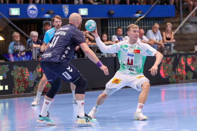 16.08.2026, xgox, Handball - Wartburg Cup SC Magdeburg - SG Flensburg-Handewitt emspor, v.l. Gisli Thorgeir Kristjansson (Magdeburg, 10) am Ball, plays the ball Eisenach