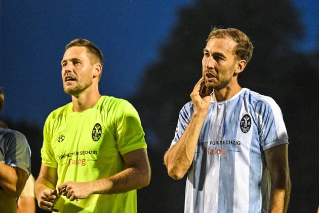 14.08.2026, GER, Fußball, Herren, RL Bayern, FC Memmingen vs TSV 1860 München Vitus Eicher (München, 30), Michael Eberwein (München, 13) Memmingen e-con ArenaPark Bayern Deutschland Copyright: xNordphotox xHafnerx