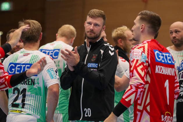 16.08.2026, xgox, Handball - Wartburg Cup SC Magdeburg - SG Flensburg-Handewitt emspor, v.l. Philipp Weber (Magdeburg, 20) enttaeuscht, schaut enttaeuscht, niedergeschlagen, disappointed Eisenach
