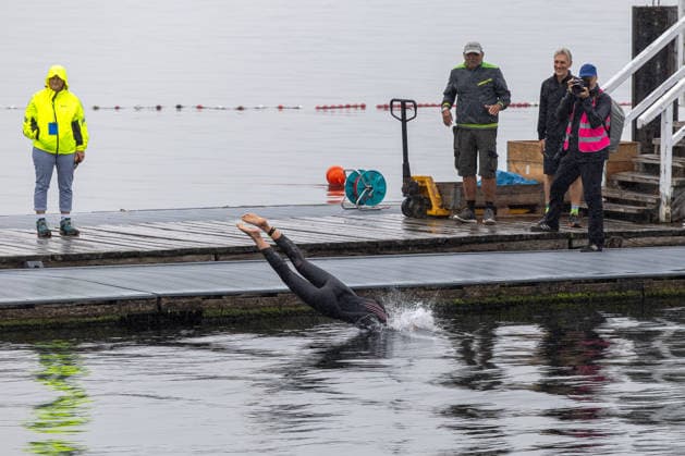 16.08.2026 USC Kiel 37. KN Förde Triathlon 2026 Sprinttriathlon Gruppe 1 (alle Frauen) Schwimmen Kiel Reventlouwiese Schleswig Holstein Deutschland