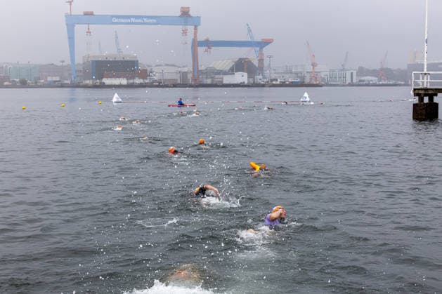 16.08.2026 USC Kiel 37. KN Förde Triathlon 2026 Sprinttriathlon Gruppe 1 (alle Frauen) Schwimmen Kiel Reventlouwiese Schleswig Holstein Deutschland