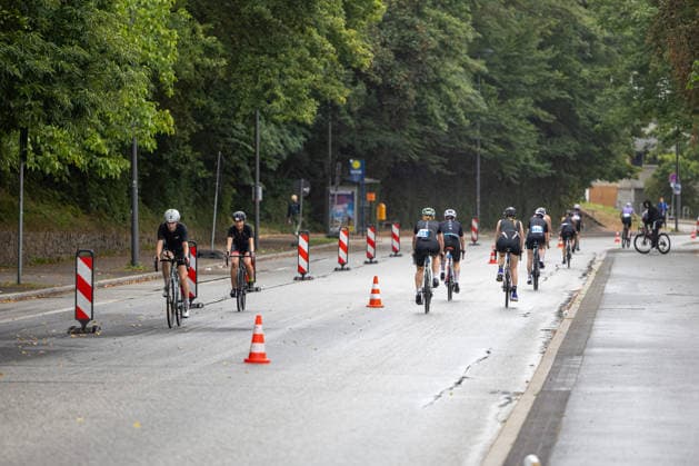 16.08.2026 USC Kiel 37. KN Förde Triathlon 2026 Sprinttriathlon Gruppe 1 (alle Frauen) Radstrecke Kiel Reventlouwiese Schleswig Holstein Deutschland