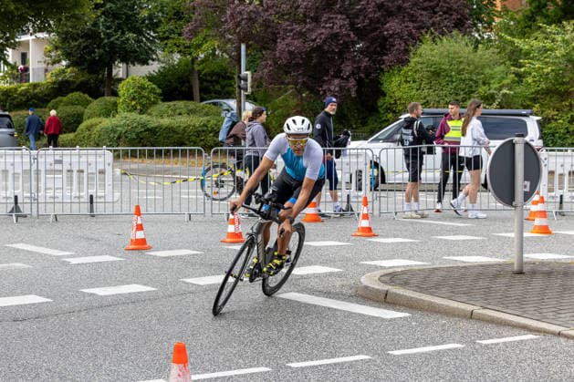 16.08.2026 USC Kiel 37. KN Förde Triathlon 2026 Sprinttriathlon Gruppe 2 (Männer, ab AK 35) Radstrecke Kiel Reventlouwiese Schleswig Holstein Deutschland