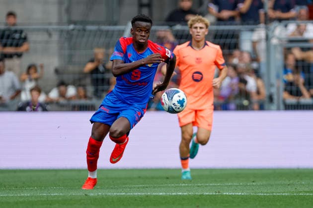 Metinho (FC Basel, 05) am Ball , Schweiz, Fussball, Testspiel, 2026 2027, FC Basel vs. FC Barcelona, Barca 16.08.2026, Basel Sankt Jakob Park Schweiz Copyright: xGrantxHubbsx
