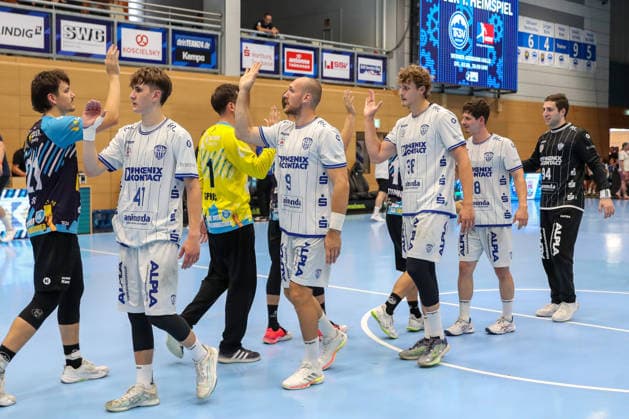 16.08.2026 ,xgox, Handball - Wartburg Cup ThSV Eisenach - TBV Lemgo-Lippe emspor, v.l. Lemgo Jubel ueber den Sieg, Jubel nach Spielende Eisenach