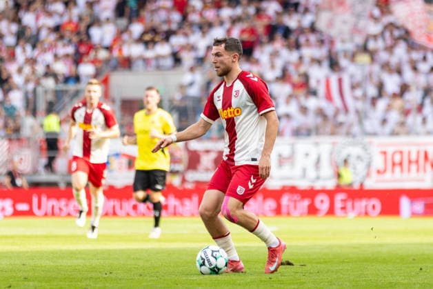 16.08.2026, Fussball, GER, Saison, 3.Liga, Saision 2026 2027, 02. Spieltag, SSV Jahn Regensburg - 1.FC Saarbrücken Oscar Schönfelder (SSV Jahn Regensburg) DFL REGULATIONS PROHIBIT ANY USE OF PHOTOGRAPHS AS IMAGE SEQUENCES AND OR QUASI-VIDEO.