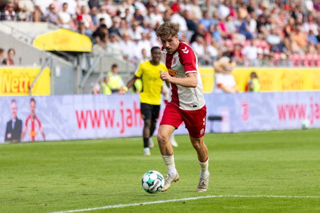 16.08.2026, Fussball, GER, Saison, 3.Liga, Saision 2026 2027, 02. Spieltag, SSV Jahn Regensburg - 1.FC Saarbrücken David Philipp (SSV Jahn Regensburg) DFL REGULATIONS PROHIBIT ANY USE OF PHOTOGRAPHS AS IMAGE SEQUENCES AND OR QUASI-VIDEO.