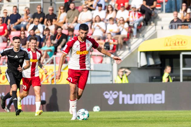 16.08.2026, Fussball, GER, Saison, 3.Liga, Saision 2026 2027, 02. Spieltag, SSV Jahn Regensburg - 1.FC Saarbrücken Nassim Boujellab (SSV Jahn Regensburg) DFL REGULATIONS PROHIBIT ANY USE OF PHOTOGRAPHS AS IMAGE SEQUENCES AND OR QUASI-VIDEO.