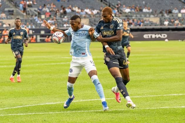August 16, 2026, Bronx, New York, USA: Andres Perea (8) of NYCFC and Neil Pierre (44) of Philadelphia Union fight for the ball during MLS, Fussball Herren, USA regular season game between NYCFC and Philadelphia Union at Yankee stadium in New York, NY on August 16, 2026. Philadelphia won 3 - 2. MLS Regular Season Game Between NYCFC And Philadelphia Union  - ZUMAr339 20260816_znp_r339_001 Copyright: xLevxRadinx