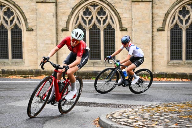 2026 North Yorkshire Grand Prix Picture by Olly Hassell SWpix.com - 16 08 2026 - British Cycling - 2026 Lloyds National Road Series - North Yorkshire Grand Prix - Ampleforth Abbey and College, North Yorkshire - Women™s Race - Elena Day (Smurfit Westrock Cycling Team) Copyright: x xSWpix.comx(t axPhotographyxHubxLtd)xSimonxWilkinson SWpix.comx SWP-3030-18006